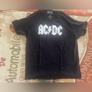 AC/DC T-shirt Sz Lg